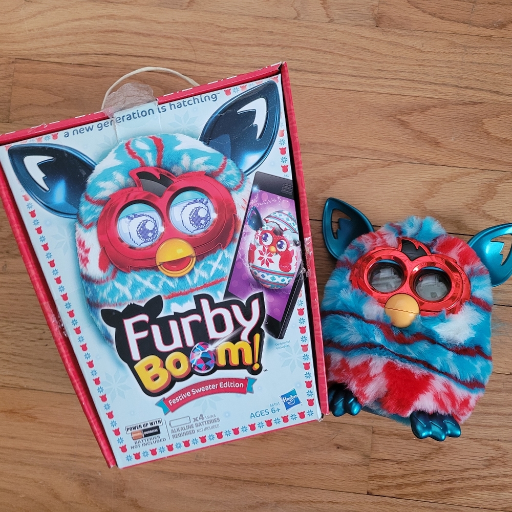 Furby Boom Festive Sweater Edition